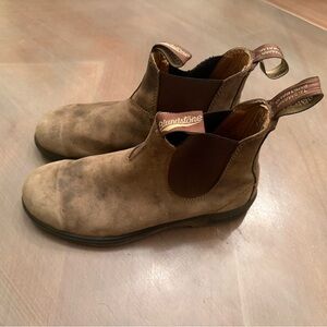 Blundstone Tasmania Chelsea Boots
